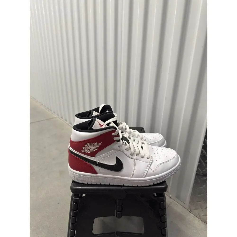 Nike Air Jordan 1 White Chicago Black-University 2019 Size 9 Men's - 554724-116